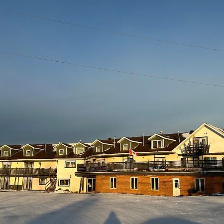 North Adventure Inn Cochrane Zewnętrze zdjęcie