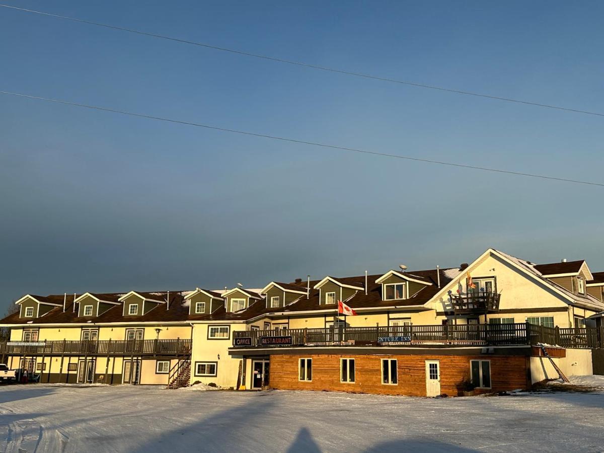 North Adventure Inn Cochrane Zewnętrze zdjęcie