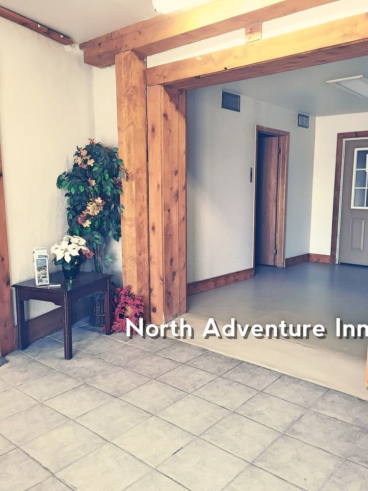 North Adventure Inn Cochrane Zewnętrze zdjęcie